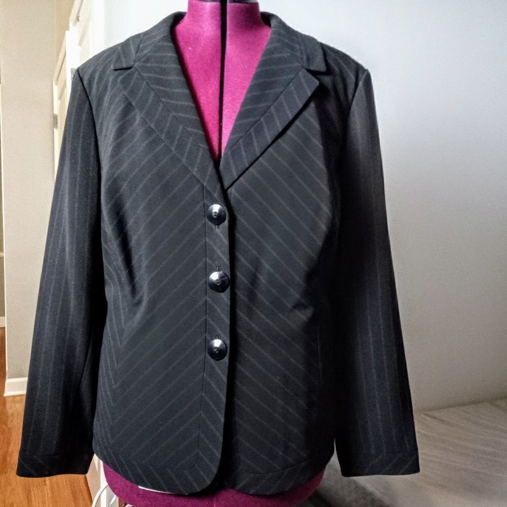 Vintage Tesori Button-Front Black Pattern Blazer Jacket NWOT